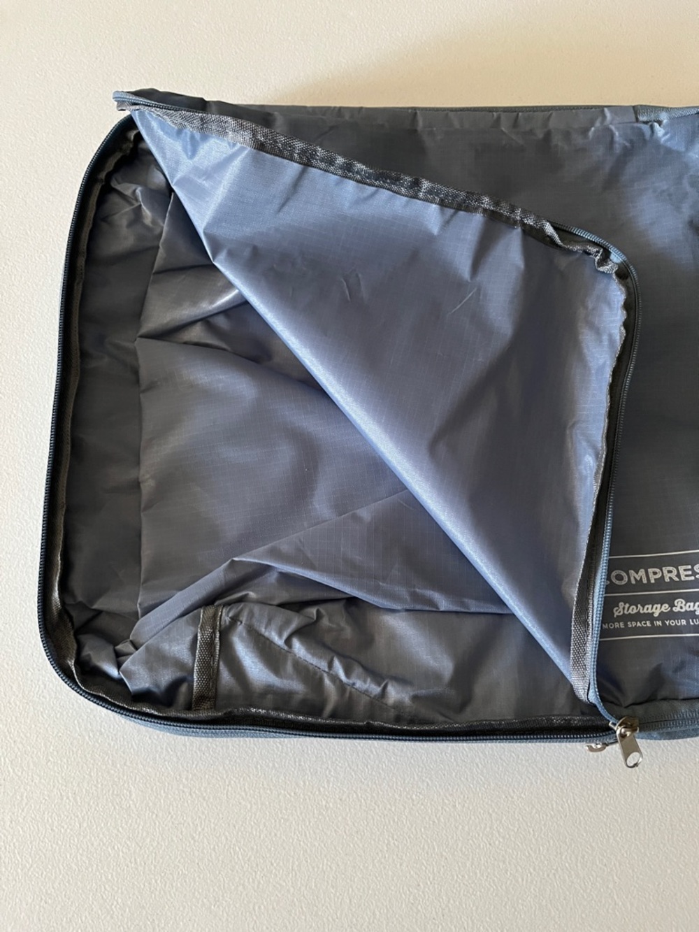 Compression Storage/Travel bag - Picture 3 of 8